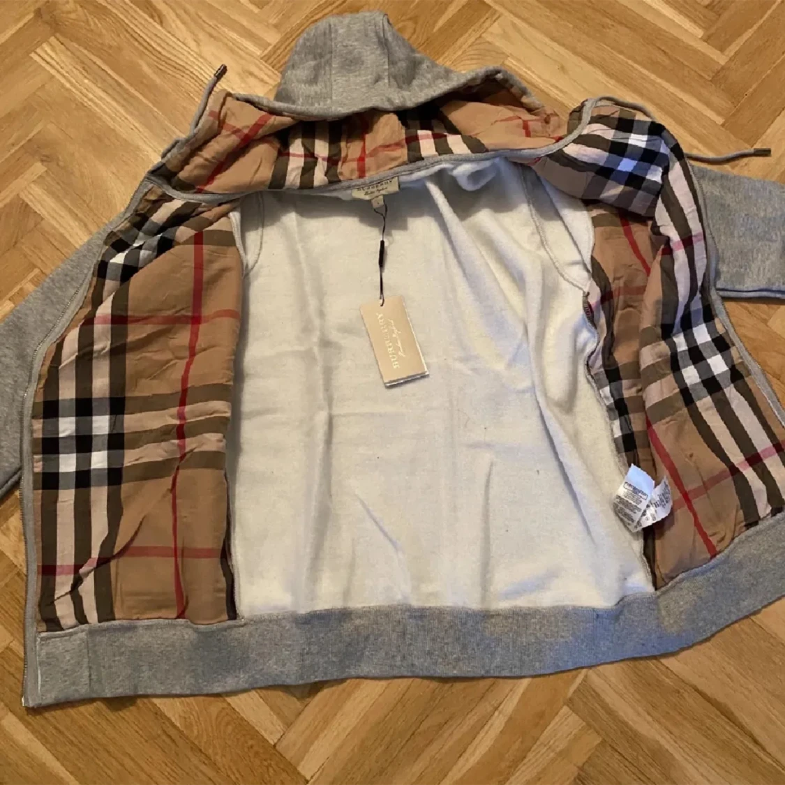 Burberry hoodie