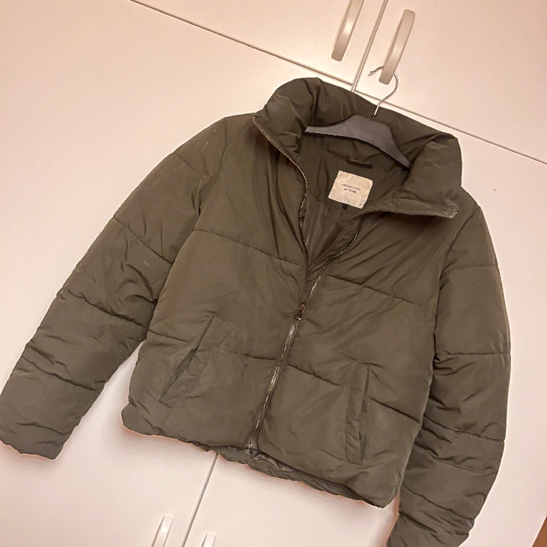 Snygg jacka stl S i mossgrönt - 90