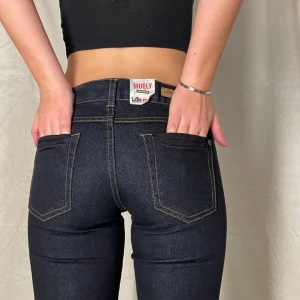 Lågmidjade jeans - Snygga mörkblå jeans! 