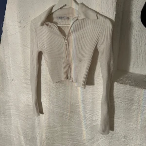 Nakd tröja  - Fin tröja!