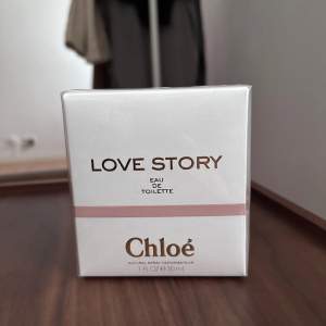 New unused perfume from Chloé, 30ml.   Ny och oanvänd Chloé Love Story, 30ml. 