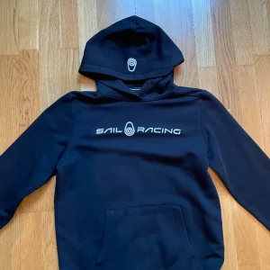 Sail racing hoodie - Storlek 176 bra skick