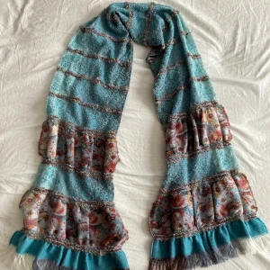 Halsduk - hippe-halsduk! så fina färger!