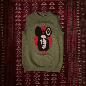 Che Guevara Knit Vest - Väldigt sparsamt använd, sjukt bra kvalite