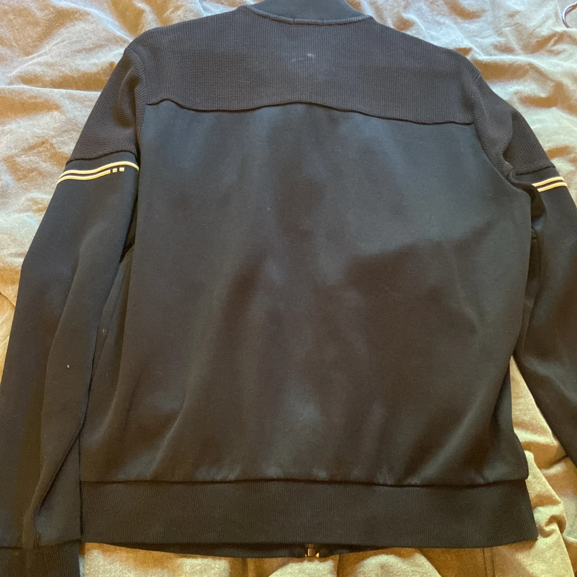 Hugo boss tröja  - 90