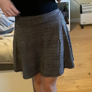 Rutig kjol - Fint skick!