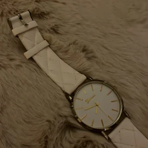 Klocka - Nytt batteri behövs 