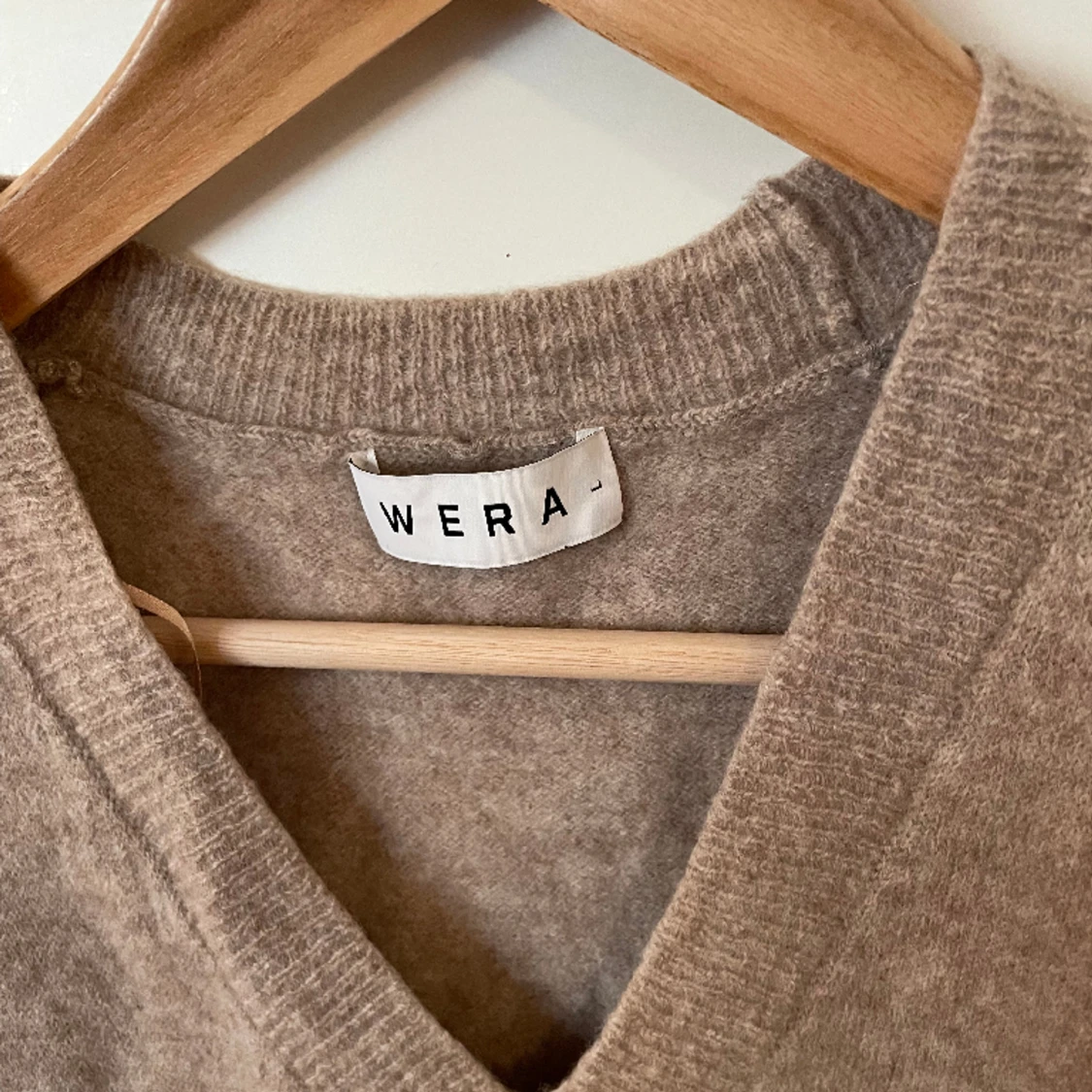 Stickad väst från Wera - 90