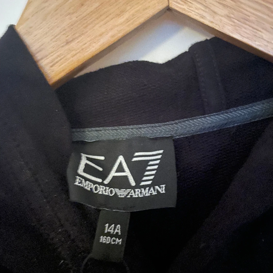 Armani tröja  - 90