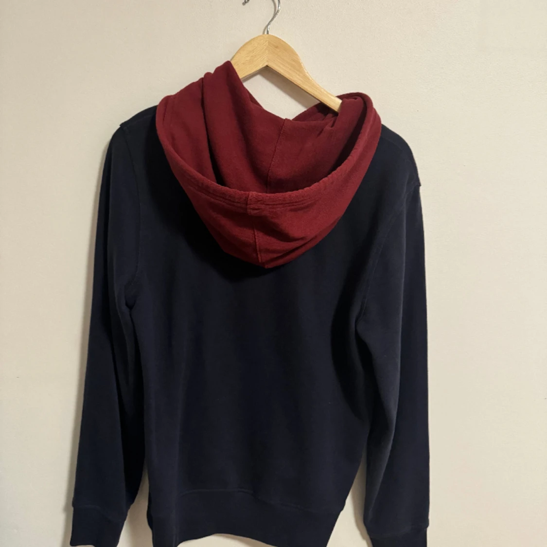 Levis hoodie två färgad - 90