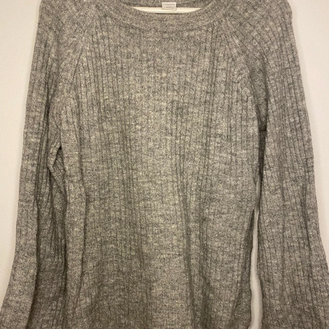 Grå stickad tröja🩶 - 90