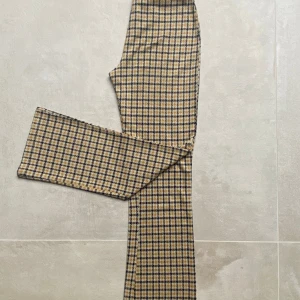 Mönstrade tygbyxor - Snygga tygbyxor💕 Pris kan diskuteras!