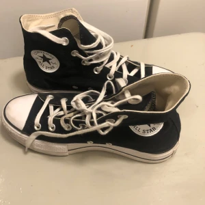 Converse all star  - Använda någon gång bara pga fel storlek Felfria   Hög sula Chuck Taylor