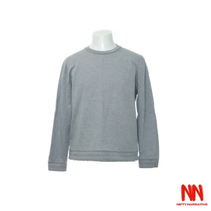 Filippa K Tröja - Filippa K tröja.  Storlek: M. Skick 9/10, inga tecken på användning.  För mer info kontakta oss och kolla gärna in vår sida för fler plagg!