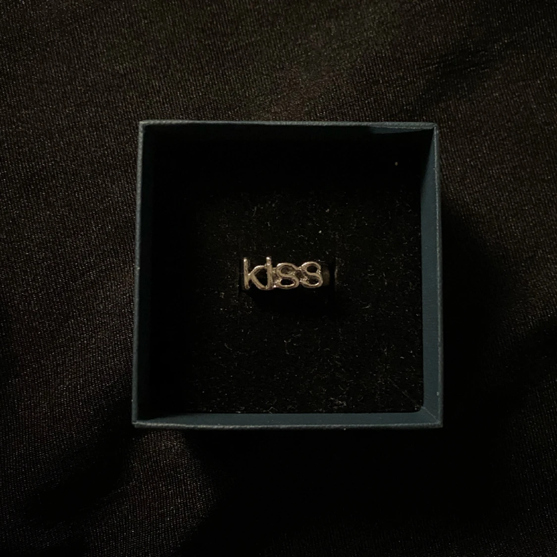KISS ring