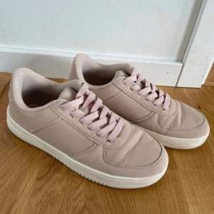 Light pink sneakers. Very comfortable 