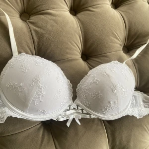 Bh - Jättefin bh i storlek 75 A💞 använd få gånger