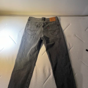 Levis 568 29/32 - Levis 568 passar bra på mig är 190cm