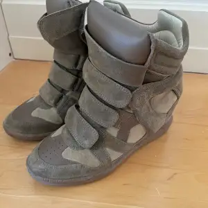 Isabel Marant sneakers i storlek 37 som ny skick