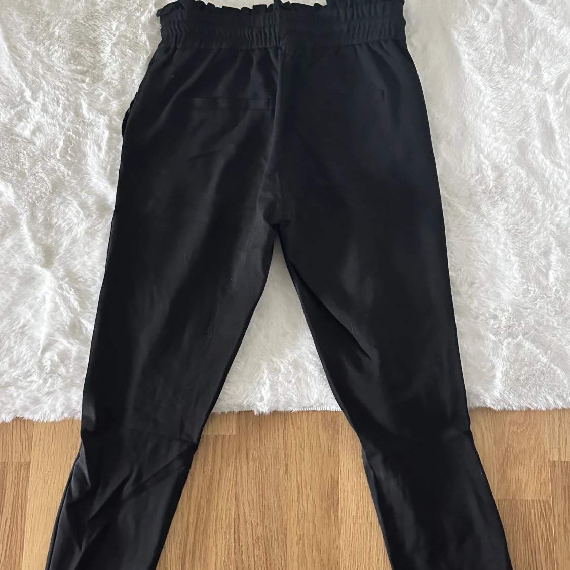 Tygbyxor från Only - 90