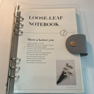 Anteckningsbok - Anteckningsbok med läderrem