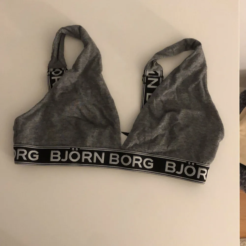 En Björn Borg träningstopp som aldrig används och har aldrig har använts! . Toppar.