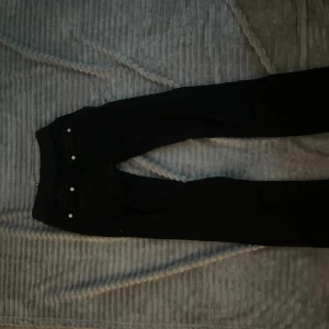 Juicy couture  - Säljer mins juicy från juicy couture, använd nån gång. Säljer eftersom jag använder inte