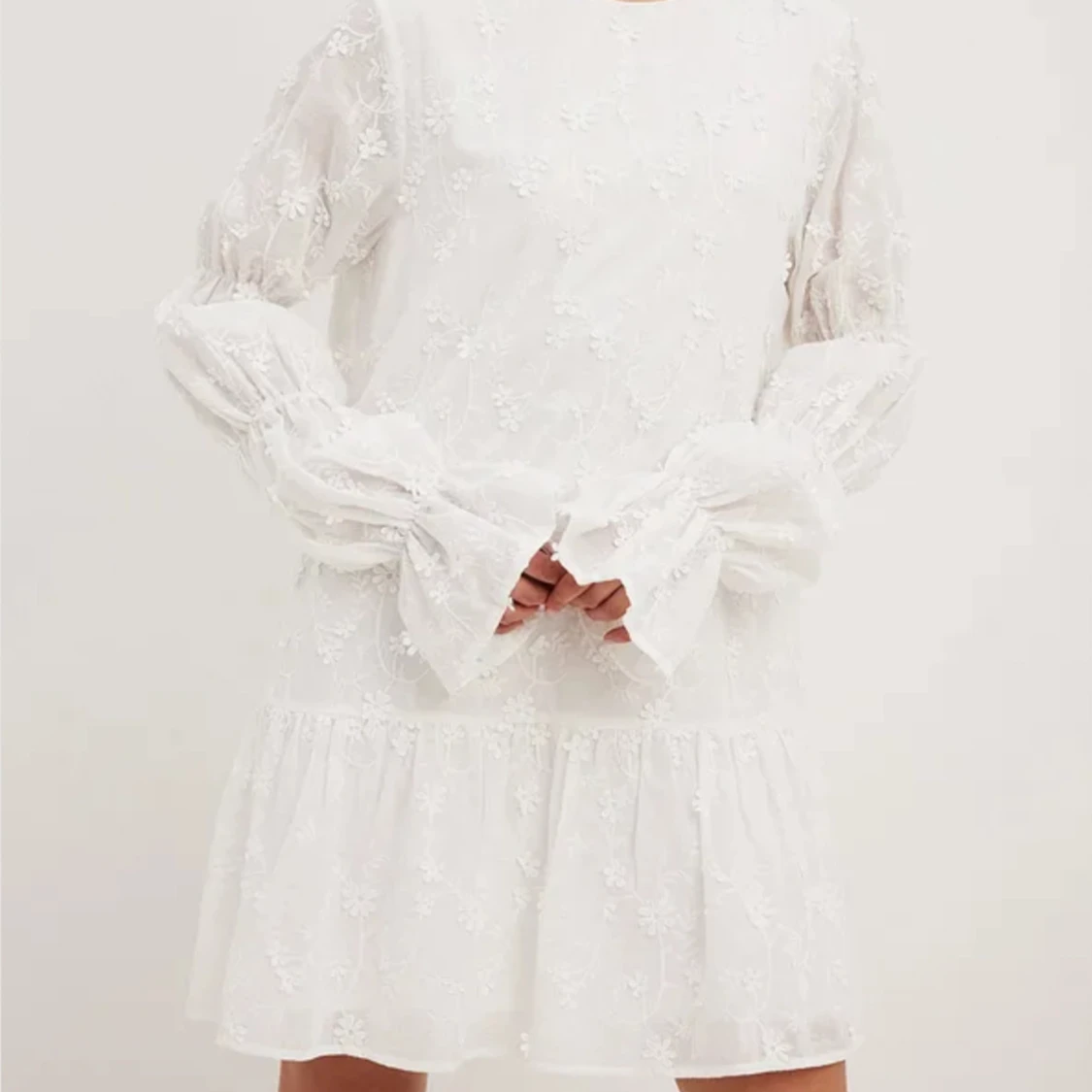 studentklänning nakd