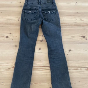 Lowwaist jeans - Bra skick 