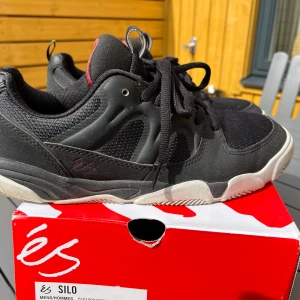 Es Silo - Es Silo Använda, men i gott skick 8/10 Stlk 42 Köpare står för frakt