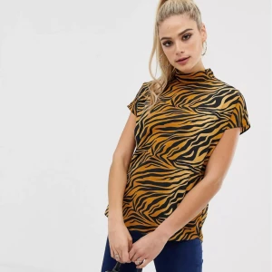 Topp st S - Från Asos 🐅 topp 