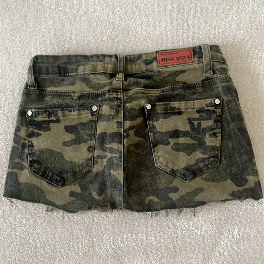 Kamouflage kjol  - 90