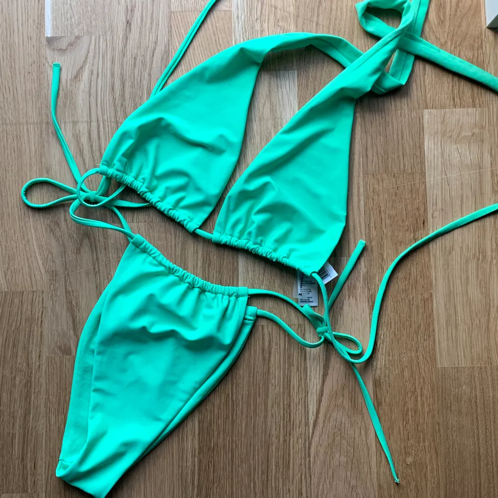 neon grön bikini set. använt 1 gång! . Övrigt.