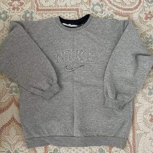 ÄKTA VINTAGE NIKE SWEATSHIRT FRÅN 90-TALET. DIREKTPRIS 999 kr🔥