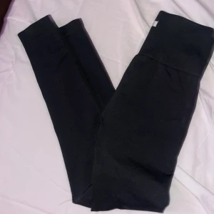 Björn Borg tights - Jätte snygga och sköna tights från Björn Borg som inte kommer till användning och endast använda en gång🥰 