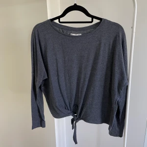 Långärmad tröja - Använd fåtal gånger