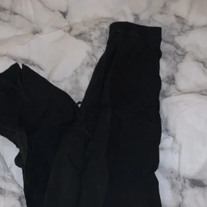 Linnebyxor - Säljer dessa linnebyxor eftersom att de ej kommer till användning. Använda fåtal gånger! 🫶🏼💕