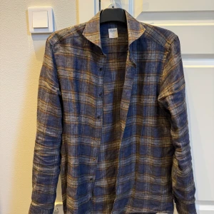 Stenströms skjorta - Säljer denna snygga och bekväma skjortan från stenströms, storlek Small, vid frågor bara att höra av sig.