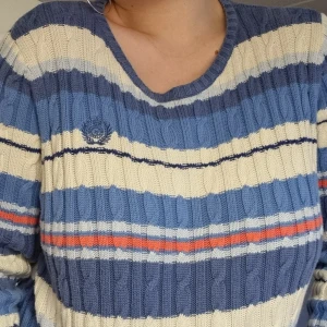 Kläd bundle! 🌸 - Säljer alla dessa kläder tillsammans! Kan diskuteras om man vill köpa enskilda plagg 🌸🫶 I fin skick och pris går att diskuteras!  Äkta läderjacka! med bälte 