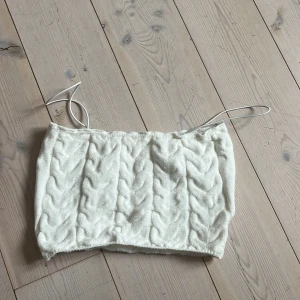 Stickad topp - Jättefin och mjuk 