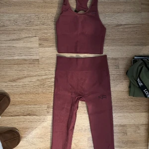 Tränings set - Osäker på märke, tjock bra kvalite 