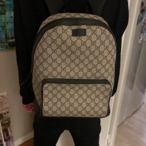 Gucci ryggsäck - Fin ryggsäck som är äkta hör av er vid intresse 