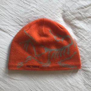 Arcteryx beanie - Bra skicka 8/10 ny pris 499kr mitt pris 350kr