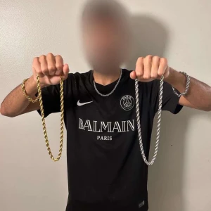 Guld / Silver 18K  Pläterade Smycken  - Guld /  silver 18K  Äkta Pläerade  armband och halsband i olika storlekar ✅ TikTok - Guldbutiken.se Instagram - Guldbutiken.se https://guldbutiken.store 