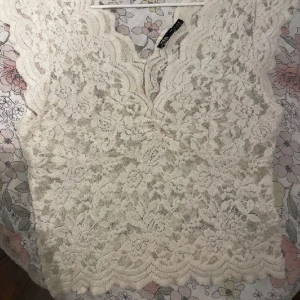 Zara top - Säljer min zara top
