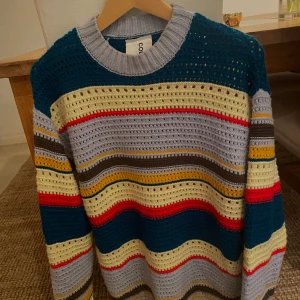 Stickad tröja - Tröjan sitter som en medium/large. Bra skick. 