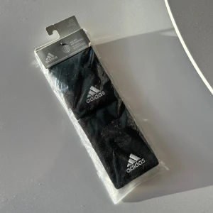 Svett band - Helt oöppnade svett band dom jag säljer för 40kr