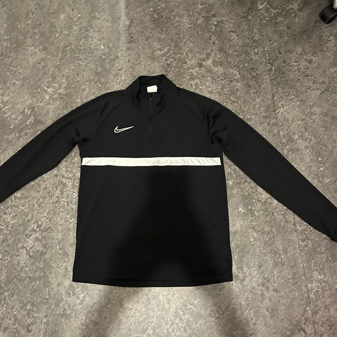 Nike tracksuit  - 90