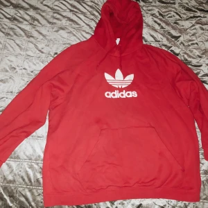 Hoodie strl. XL Adidas! - I mycket fint skick!. 