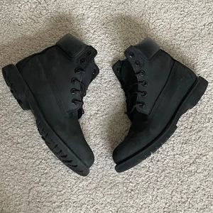 Timberlands - Black Timberland 6 inch boots Size 39 Open for offers
